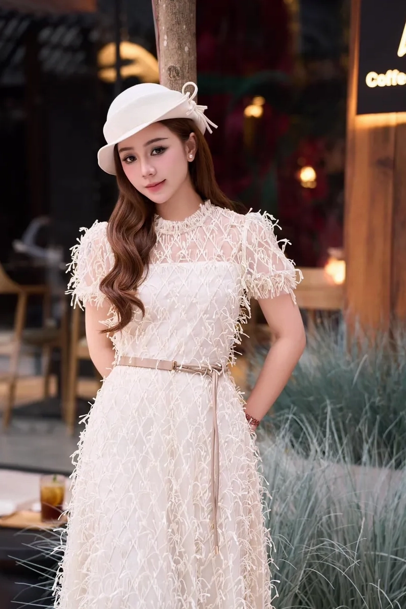 Bộ ảnh Quỳnh Kool trong phim mới gây sốt trên màn ảnh Việt