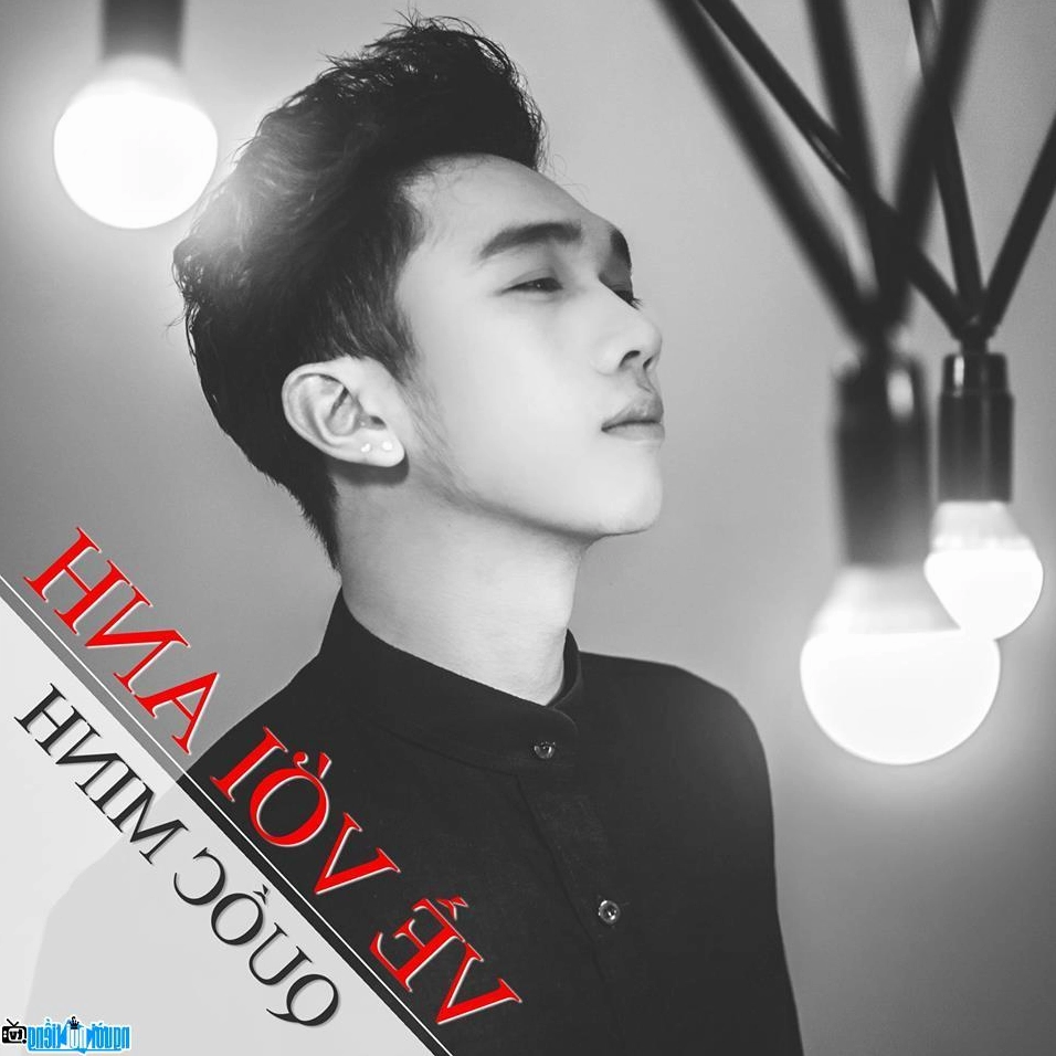 Ca sĩ Minh Xù trong album mới Về Với Anh