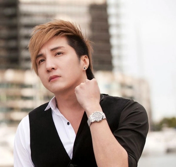 Chân dung Lâm Chấn Khang