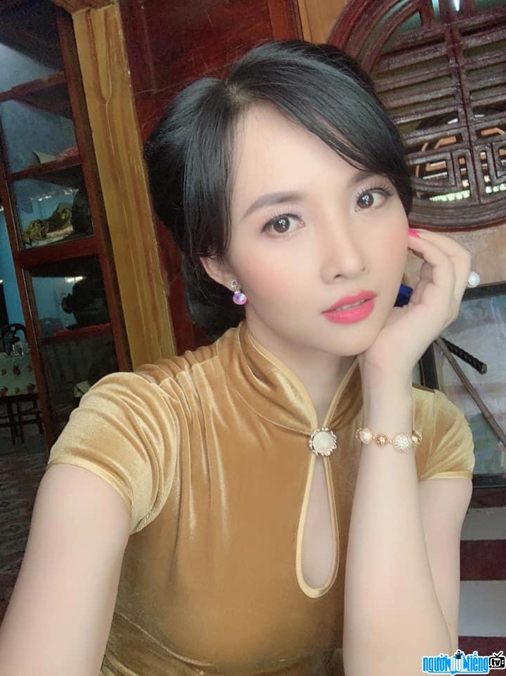 Close-up of actress Lucy Nhu Thao's beautiful beauty