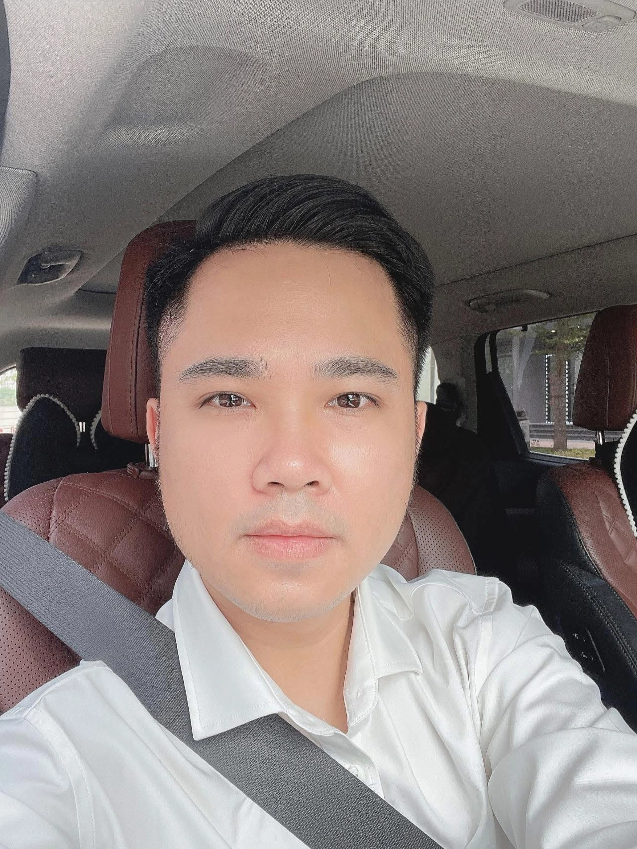 Công Việt