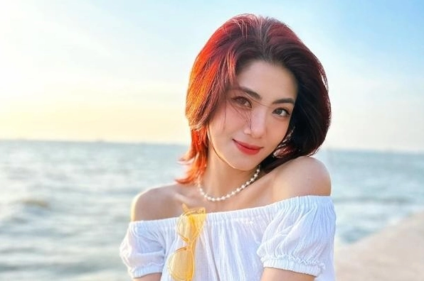 Đàm Phương Linh trong một hoạt động nghệ thuật