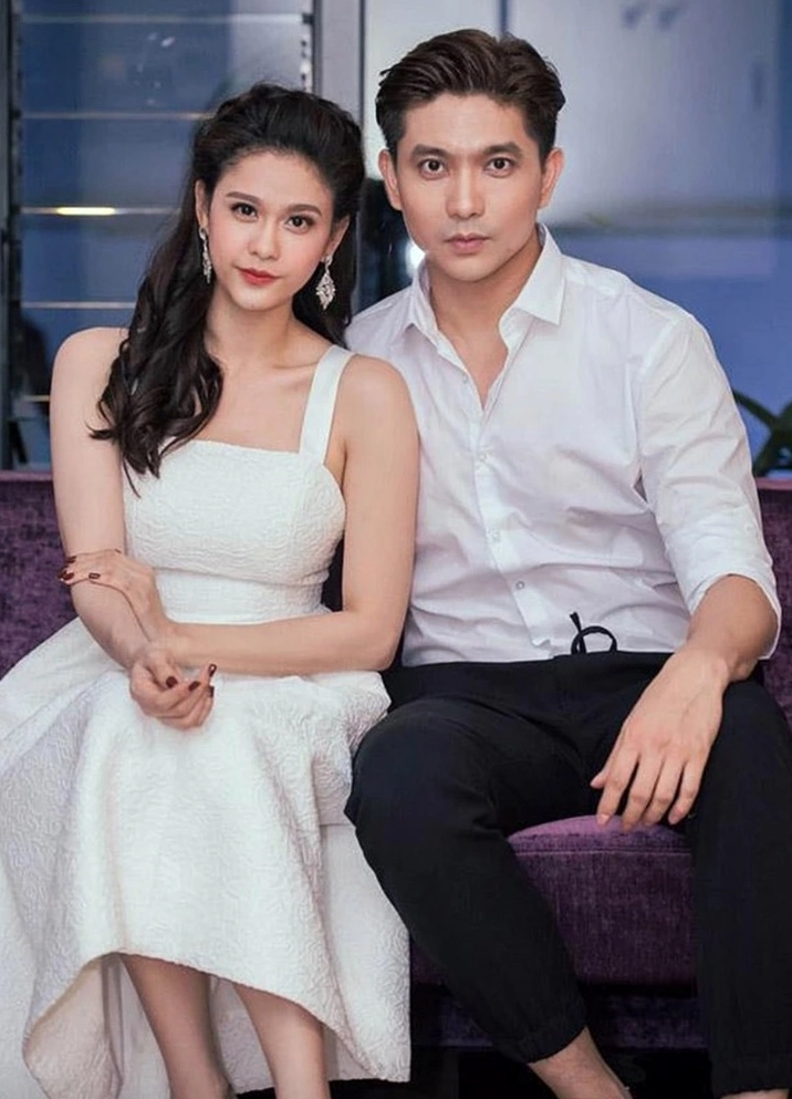 Hình ảnh ca sĩ Tim trong một sự kiện