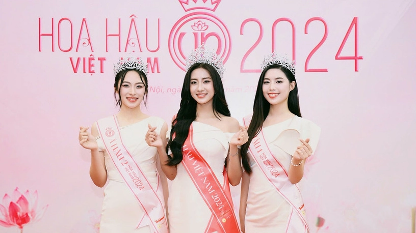 Hình ảnh của Hoa hậu Hà Trúc Linh trong các hoạt động cộng đồng