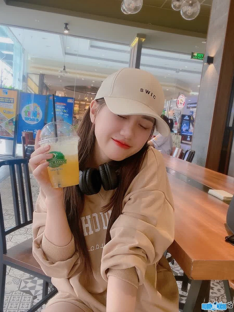 Hình ảnh dễ thương của Tiktoker Lâm Anh