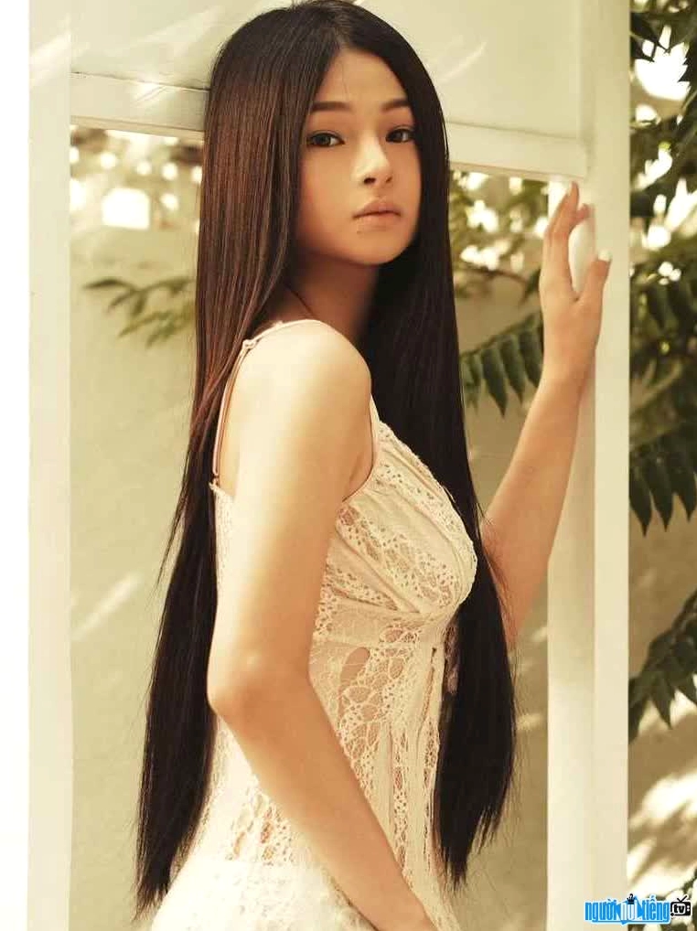Hình ảnh diễn viên Angeli Khang thủ vai Eva trong Nàng hầu đa cảm