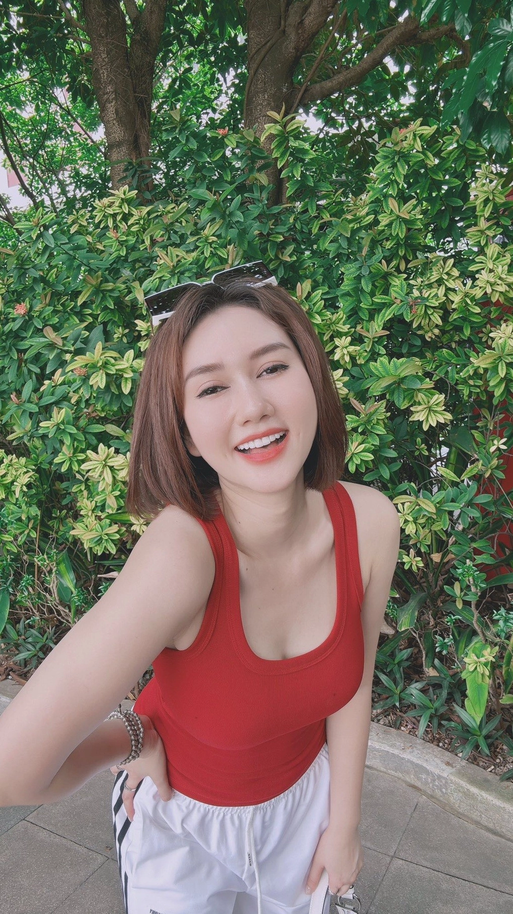 Hình ảnh diễn viên Hương Giang trong một sự kiện nghệ thuật