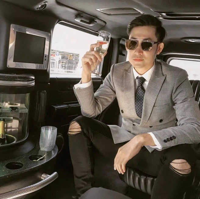 Hình ảnh đời thường của diễn viên Trọng Nhân.