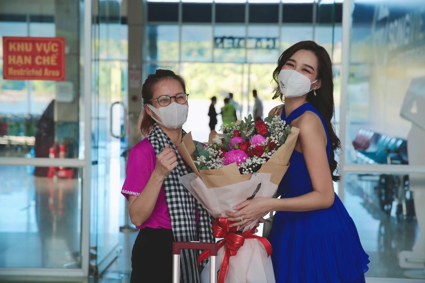Hoa hậu Đỗ Thị Hà trong một sự kiện thời trang.