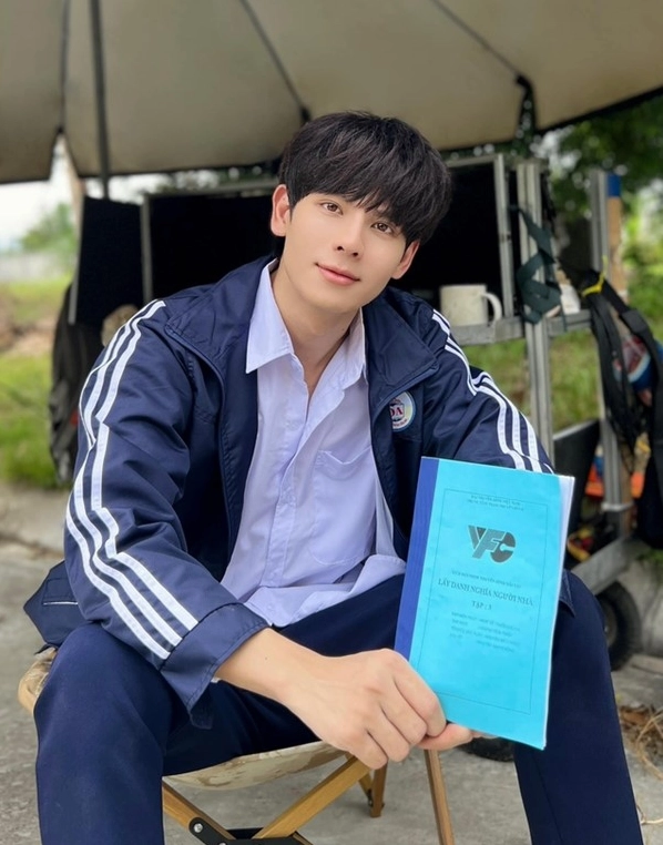 Hot boy Thái Vũ trong phim Cha Tôi, Người Ở Lại