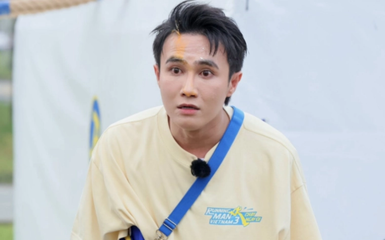 Huỳnh Lập với vẻ ngoài trẻ trung.