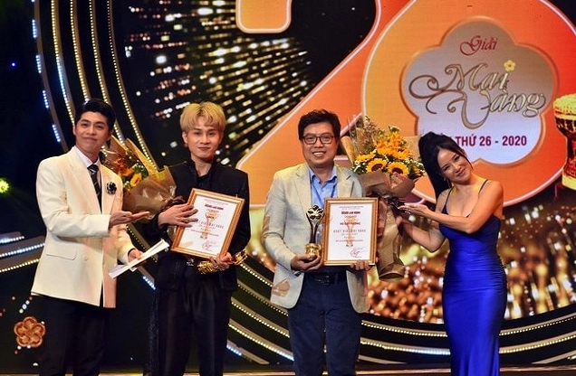 Jack nhận giải thưởng âm nhạc, minh chứng cho sự cống hiến