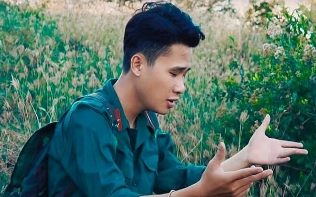 Jack trong MV 'Hồng nhan' - một trong những bản hit đầu tiên
