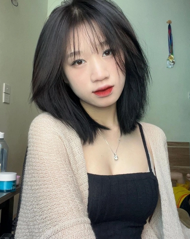 Khoảnh khắc ấn tượng của Hoàng Lan Anh trên mạng xã hội.