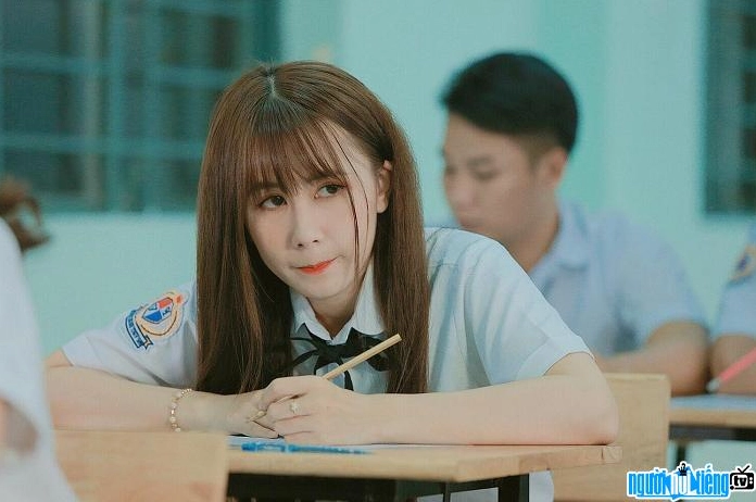 Kim Tuyến FAPTV trong một tiểu phẩm hài