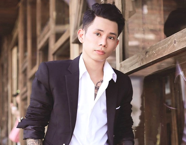 Lê Bảo Bình sinh ra một gia đình khó khăn
