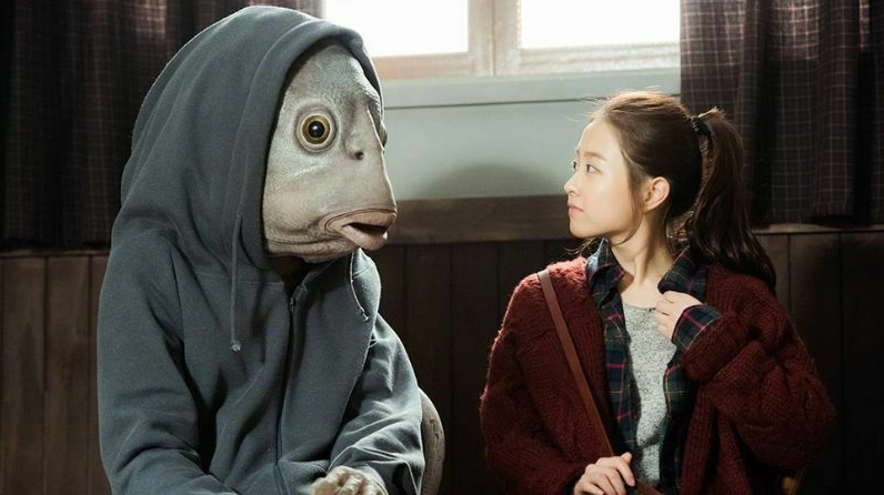 Lee Kwang Soo trong phim Bạn Trai Tôi Là Người Cá (Collective Invention) 2015.