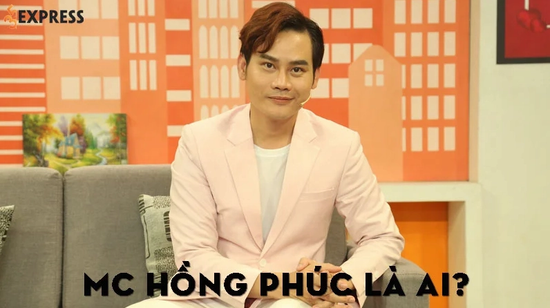 MC Hồng Phúc trong một buổi dẫn chương trình