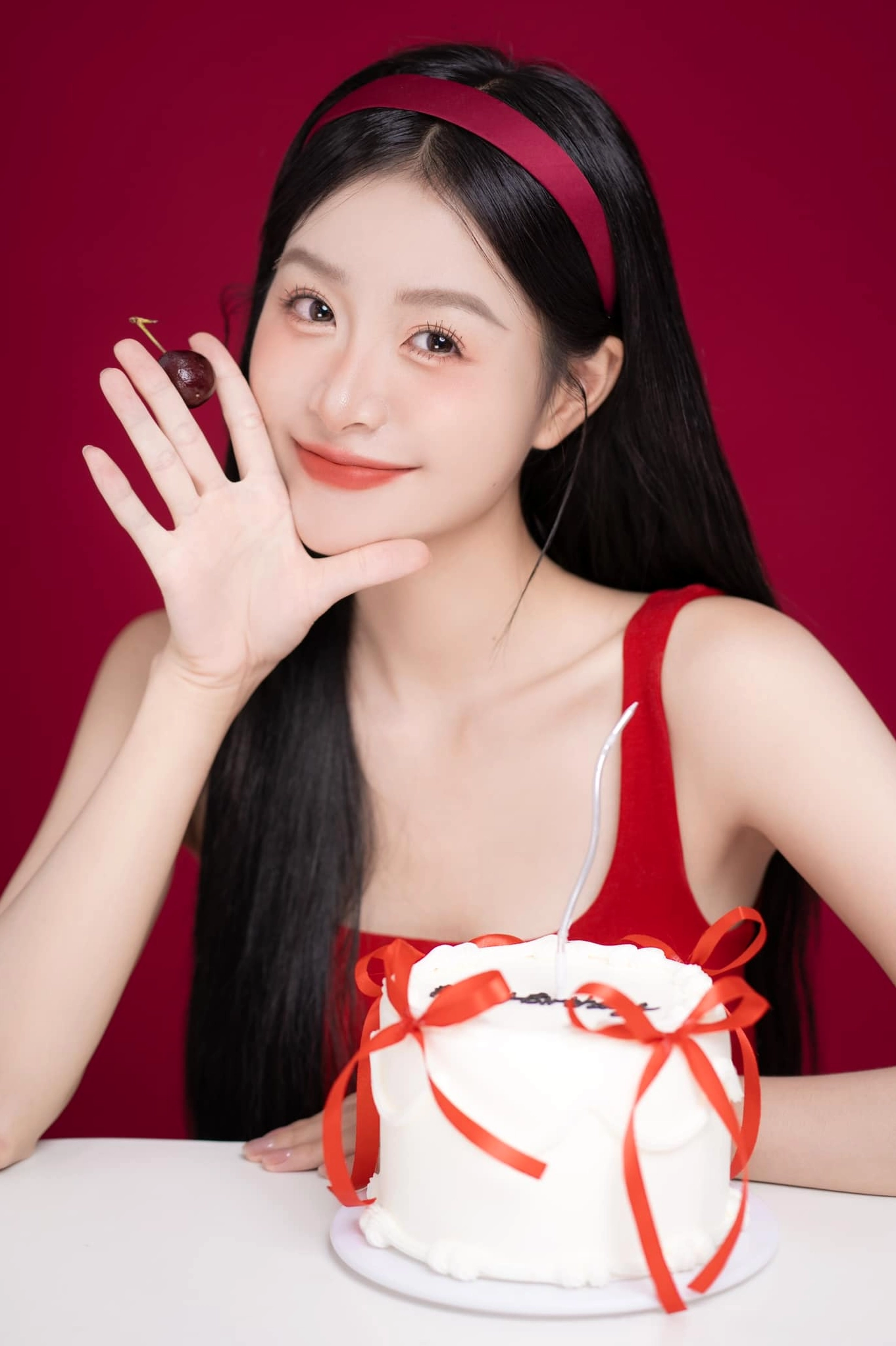 Mỹ nhân phim Việt giờ vàng Trang Emma