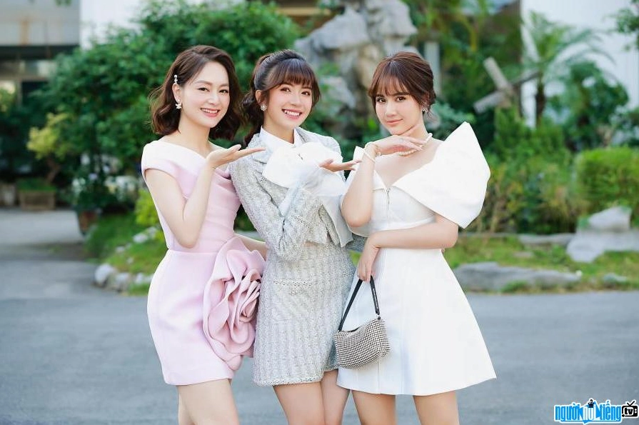 Nguyễn Ngọc Huyền trong vai Vân Vân phim Thương Ngày Nắng Về