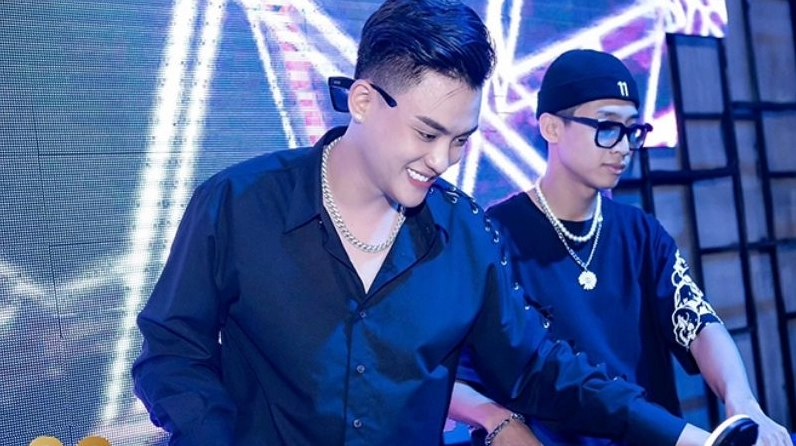 Phong cách Anh Áo Đen Đại An