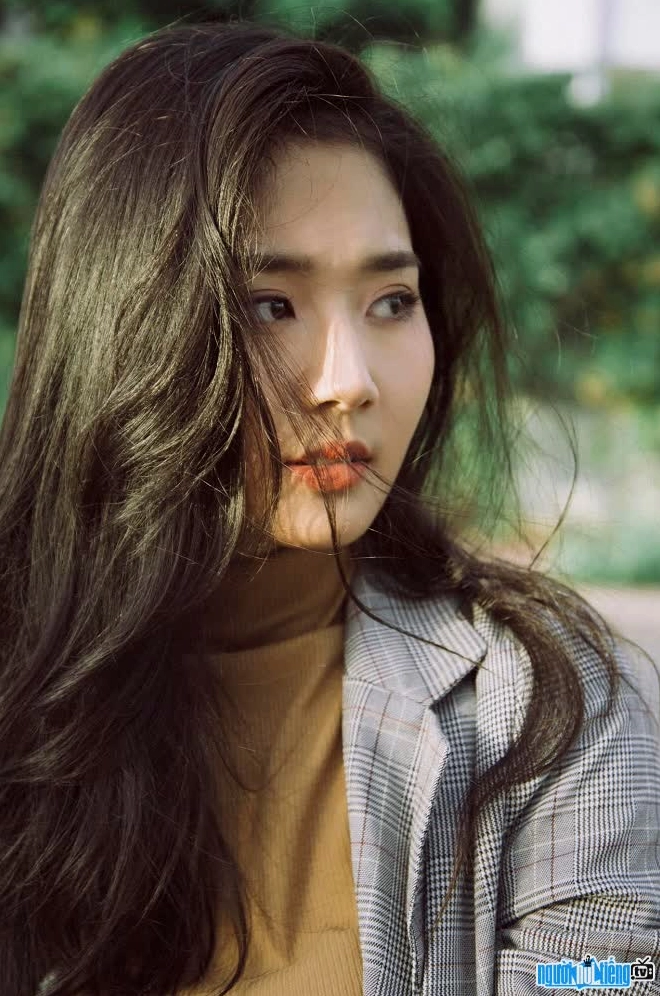 Syni Trang xinh đẹp và dịu dàng