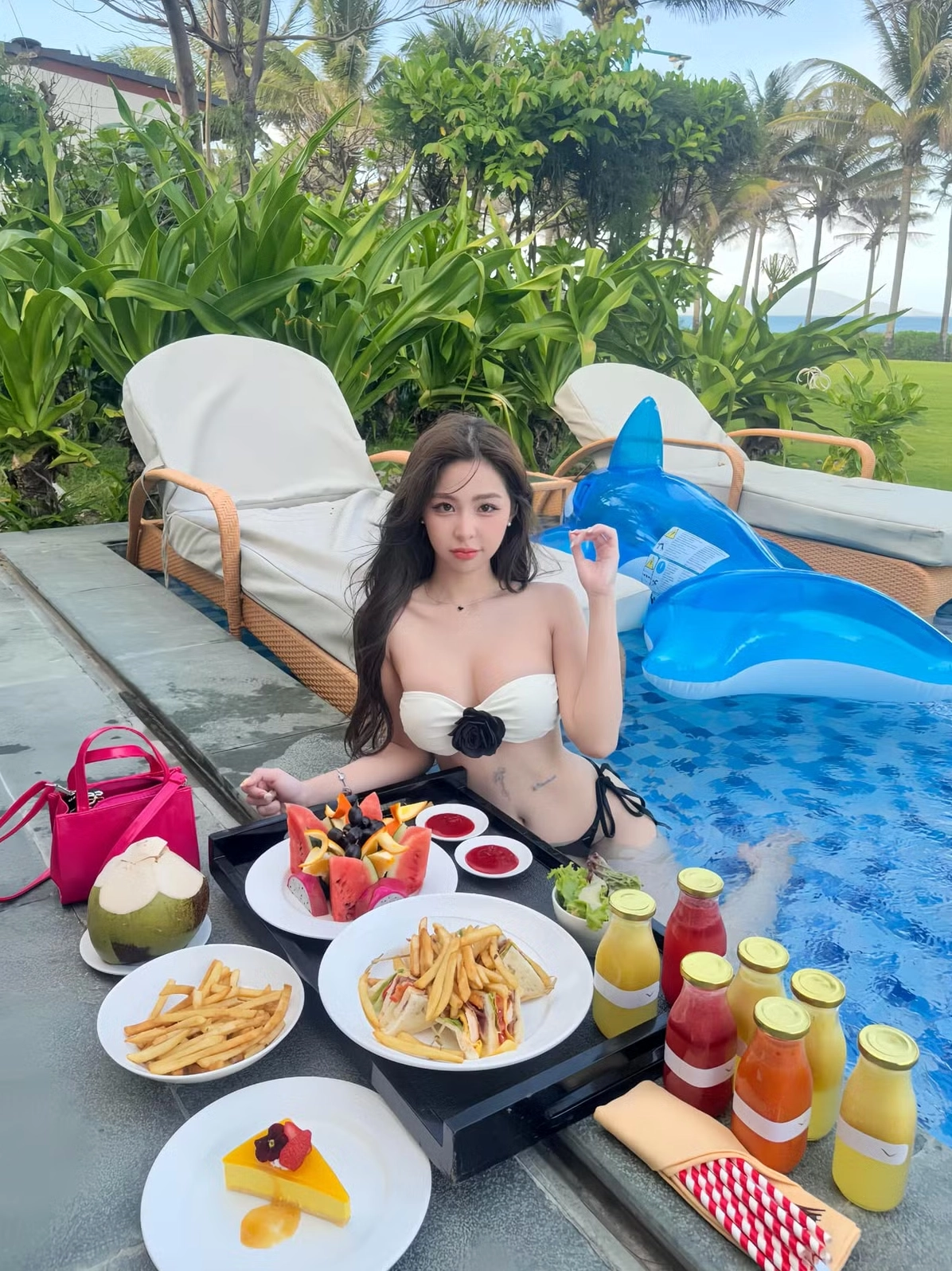Tammy Phạm: Nàng hot girl với vẻ đẹp cuốn hút