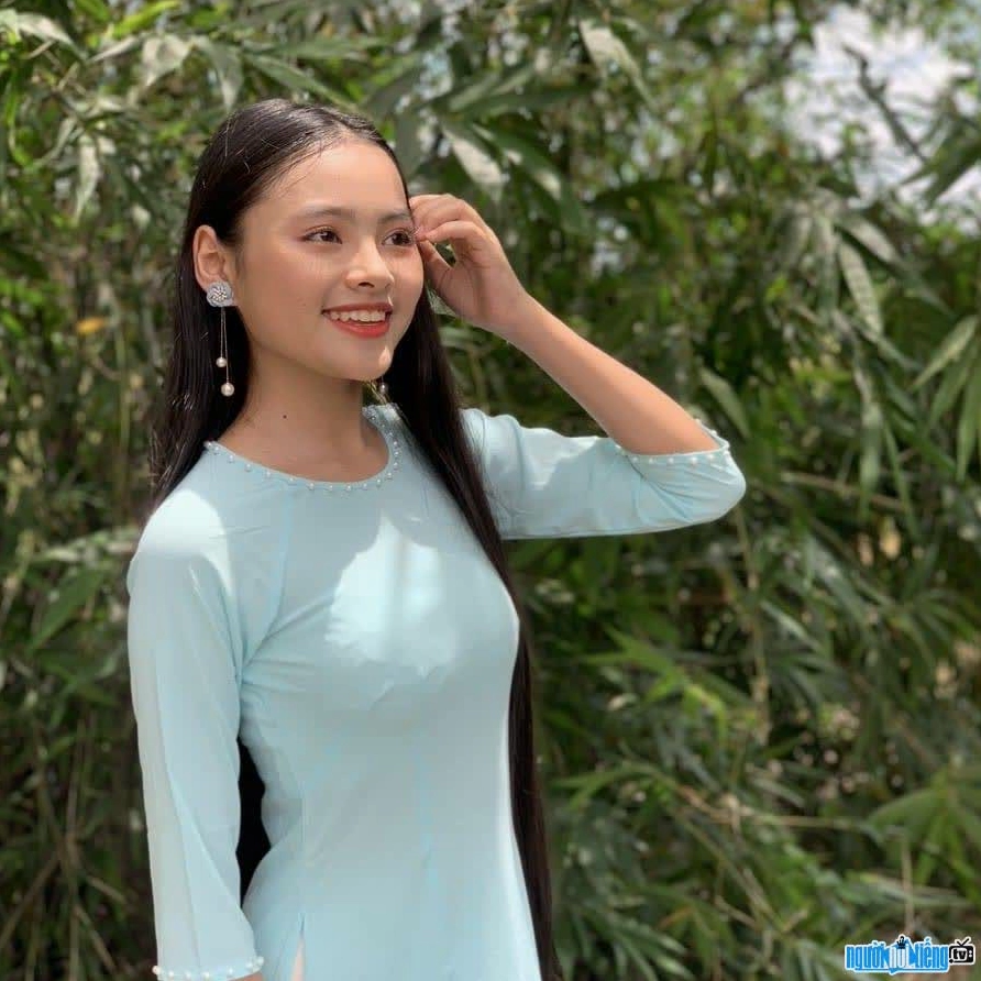 Thu Hường Bolero được nhận xét có giọng hát giống ca sĩ Như Quỳnh lúc nhỏ