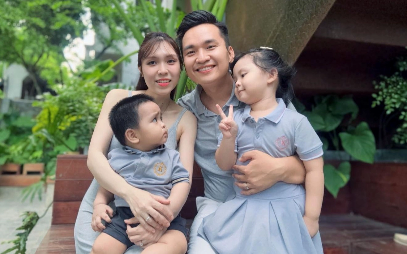 Trâm Anh và MC Hạnh Phúc