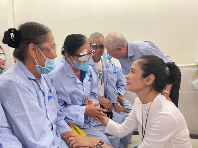 Việt Trinh chia sẻ về cuộc sống