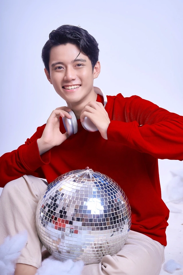 Đình Khang - chàng diễn viên gen Z đa năng