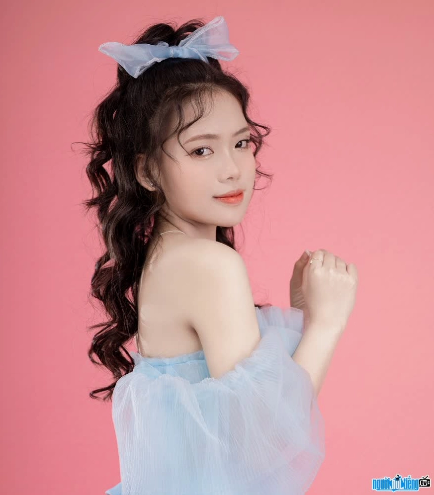 Duyên Kendy xinh đẹp và dễ thương