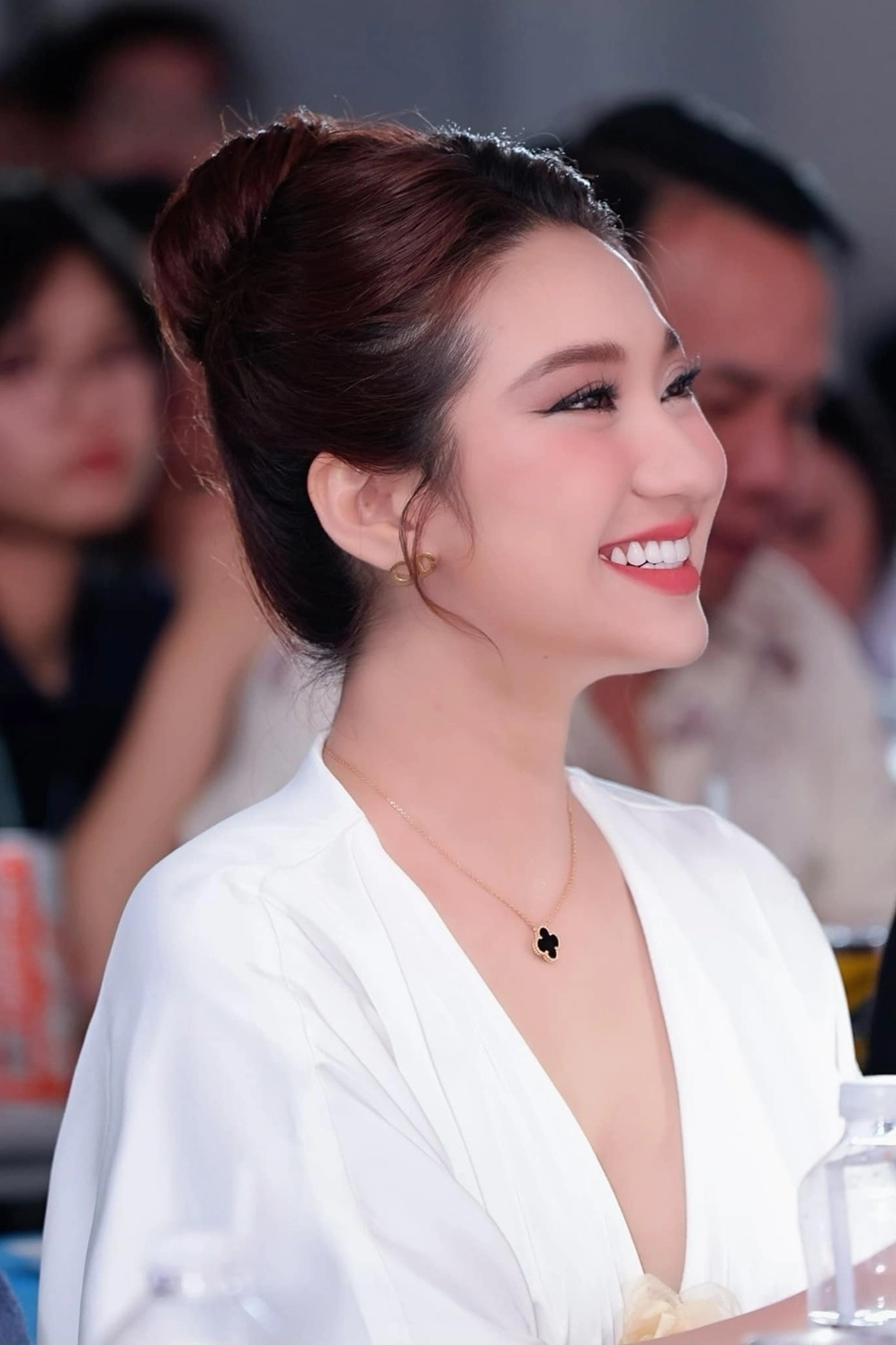 Hình ảnh trẻ trung của ca sĩ Cao Mỹ Kim thời kỳ đỉnh cao