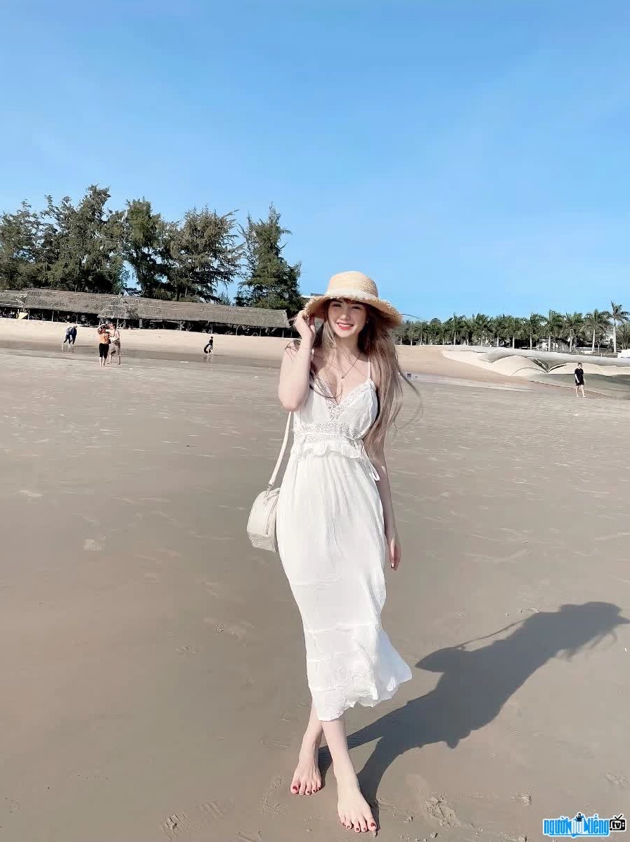 Hình ảnh xinh đẹp trong những chuyến du lịch của cô nàng