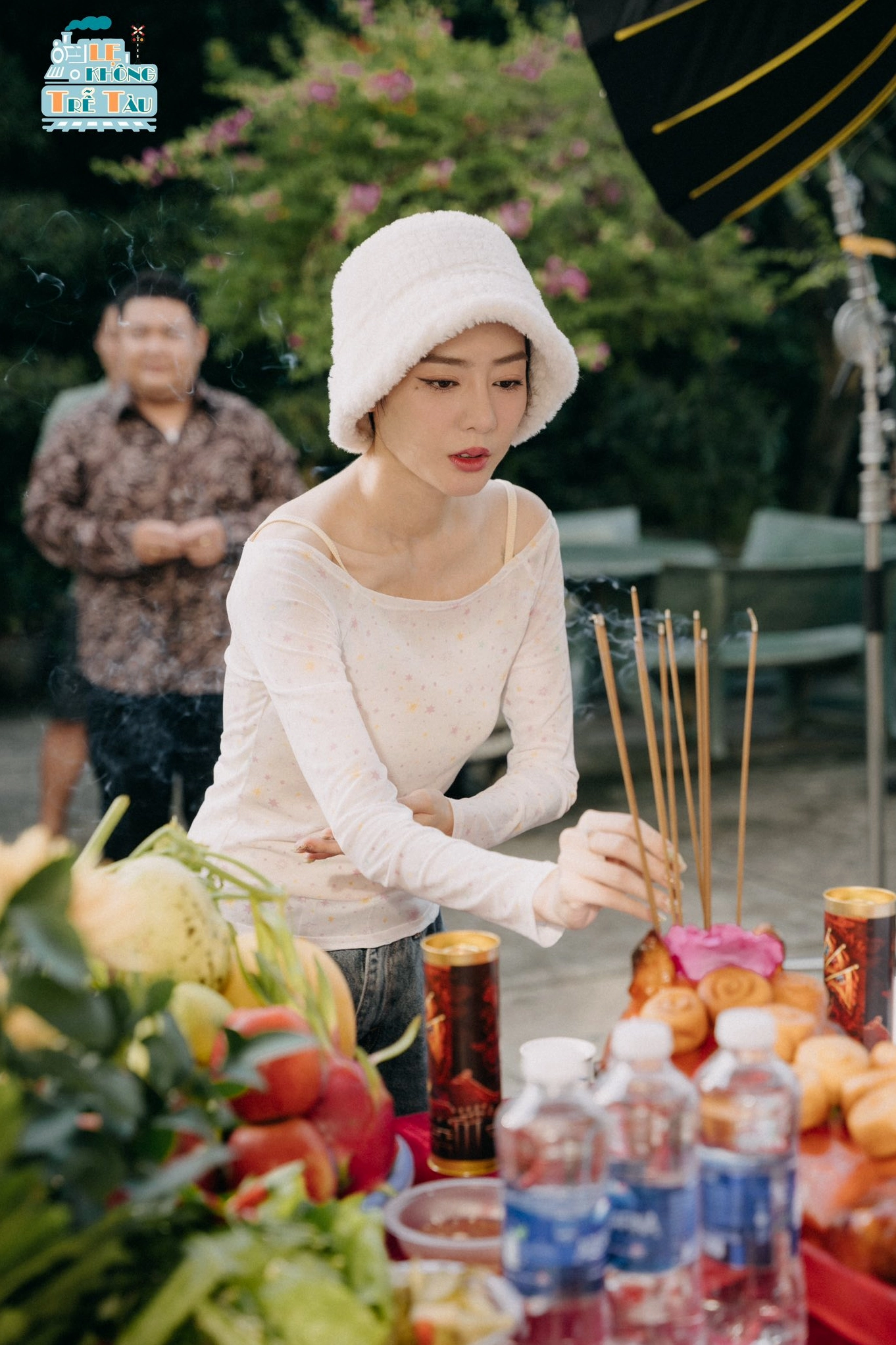 Kim Nhã với vẻ ngoài thu hút và cuốn hút