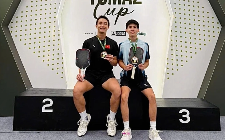 Minh Tít và Robert Huy lần đầu giành huy chương PPA Tour Pro nhờ 'bảo kiếm' mới