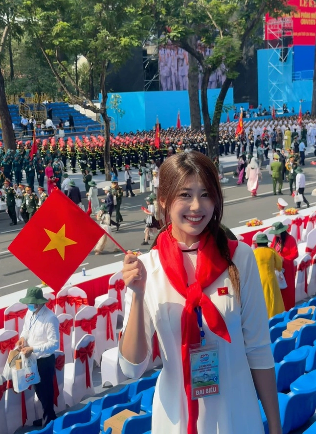 Nàng thơ của Đen Vâu - tự tin có đủ nhưng thiếu mỗi giọng hát tốt- Ảnh 3.