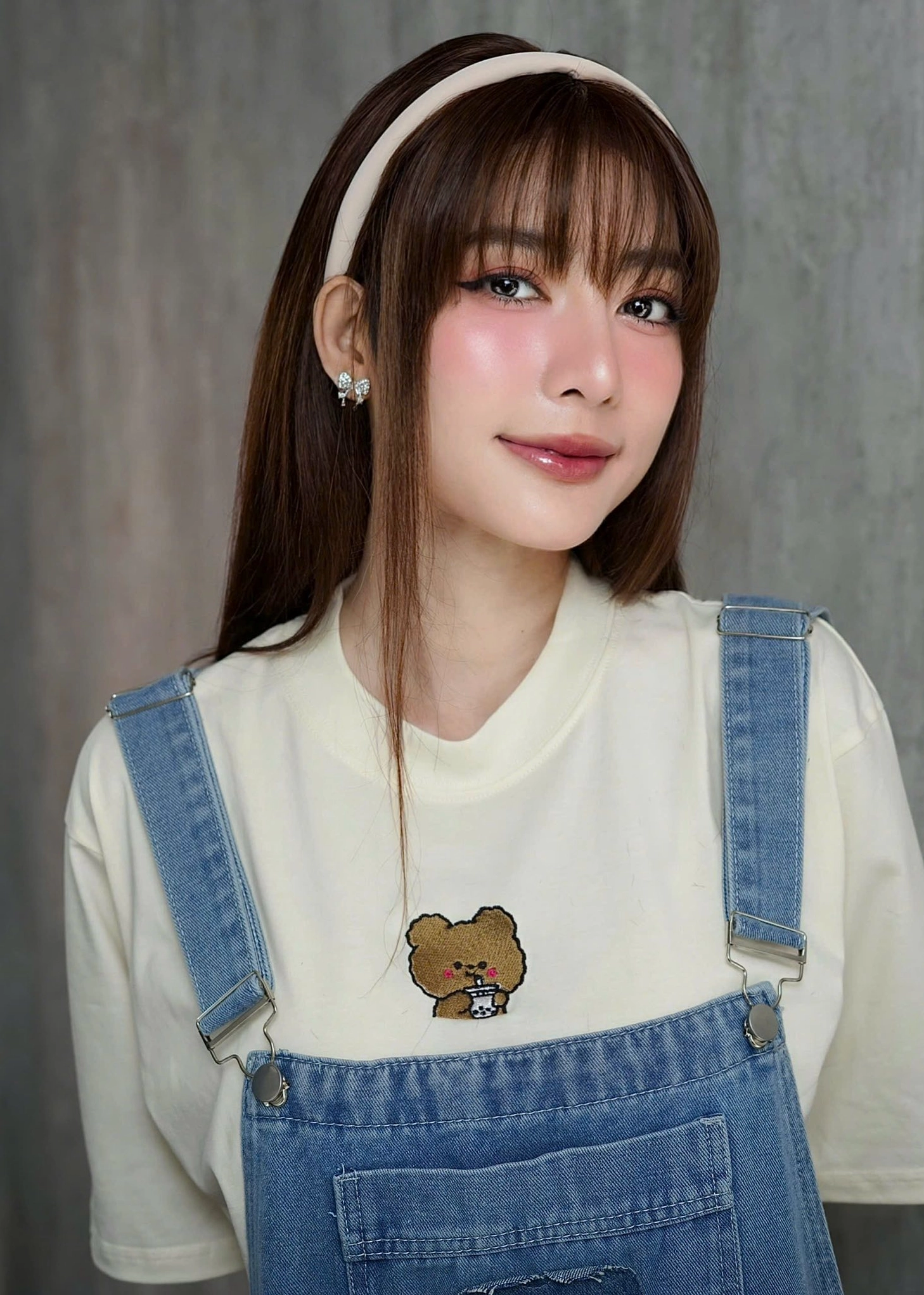 Nét đẹp cuốn hút của Kim Nhã qua ống kính
