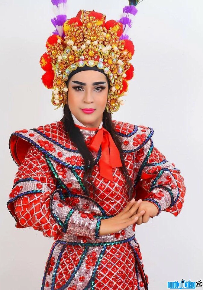 Nghệ sĩ cải lương Hoàng Đăng Khoa