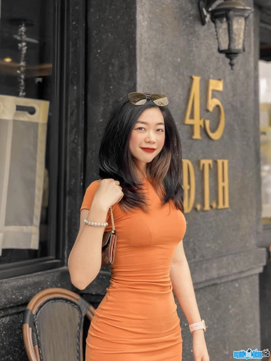 Nguyễn Bích Uyển My khoe đường cong quyến rũ trên mạng xã hội