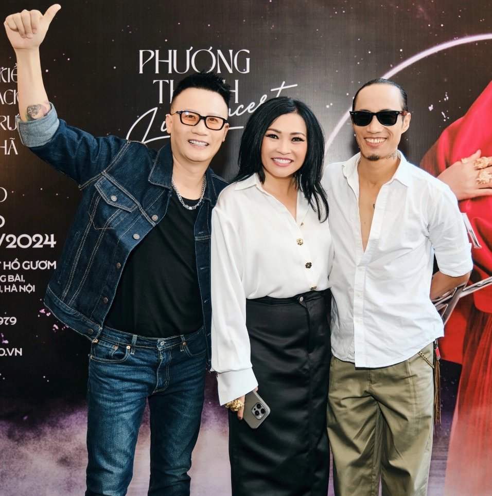 Nhiều nghệ sĩ đến chung vui với Phương Thanh trong buổi giới thiệu live concert.