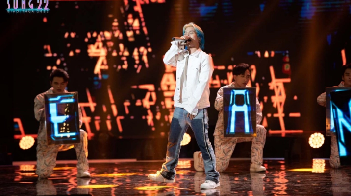 Quán quân Rap Việt mùa 2 - Seachains xuất hiện trong chương trình Giao thừa Sóng 22