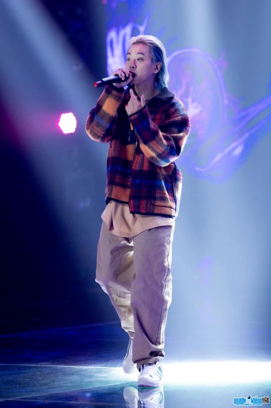 Rapper RTee kết hợp chất liệu dân gian vào rap
