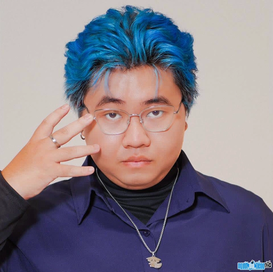 Rapper Tọi đầy cá tính trên sân khấu