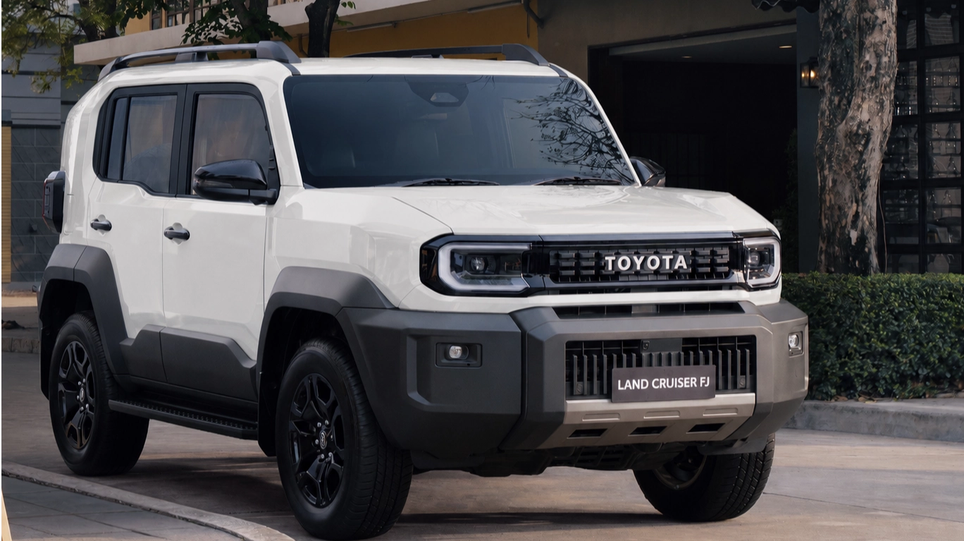 So sánh Toyota Land Cruiser FJ và Suzuki Jimny