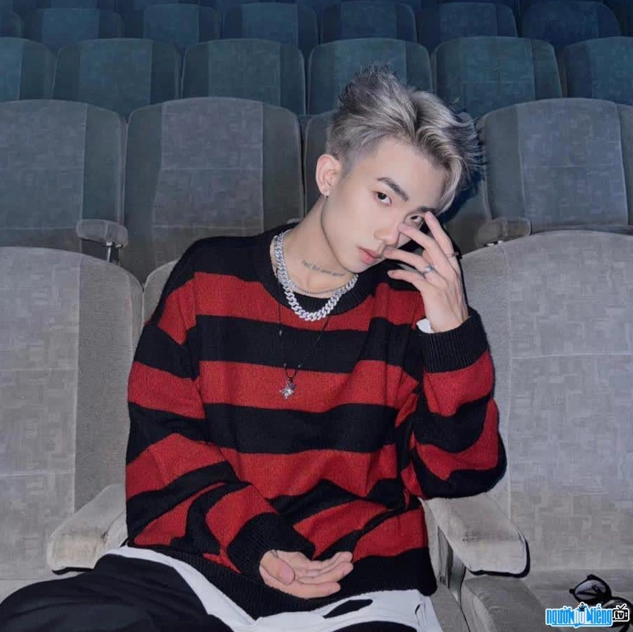 Sự nghiệp âm nhạc của Coolkid đang trên đà phát triển mạnh mẽ