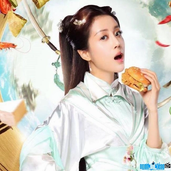 Tạo hình diễn viên Lý Khê Nhuế trong phim cổ trang