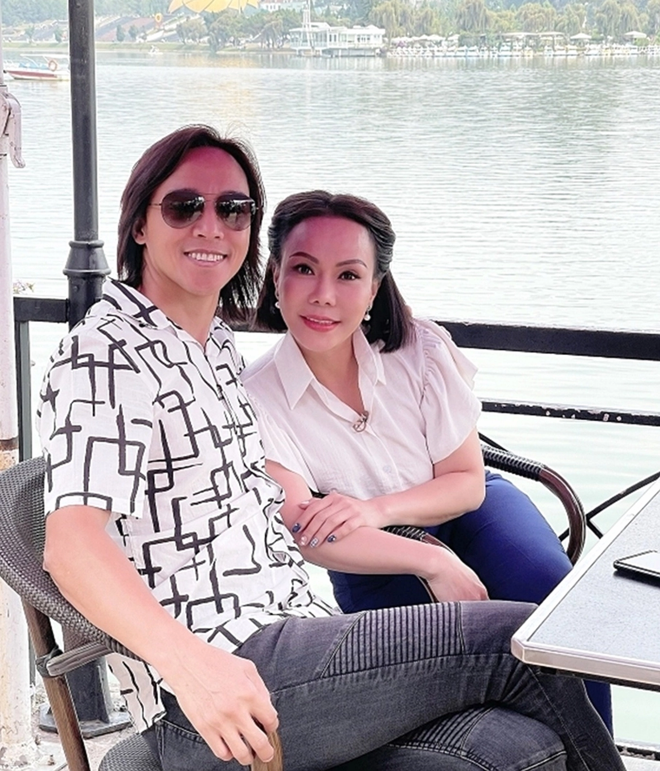 Việt Hương và chồng nhạc sĩ Hoài Phương